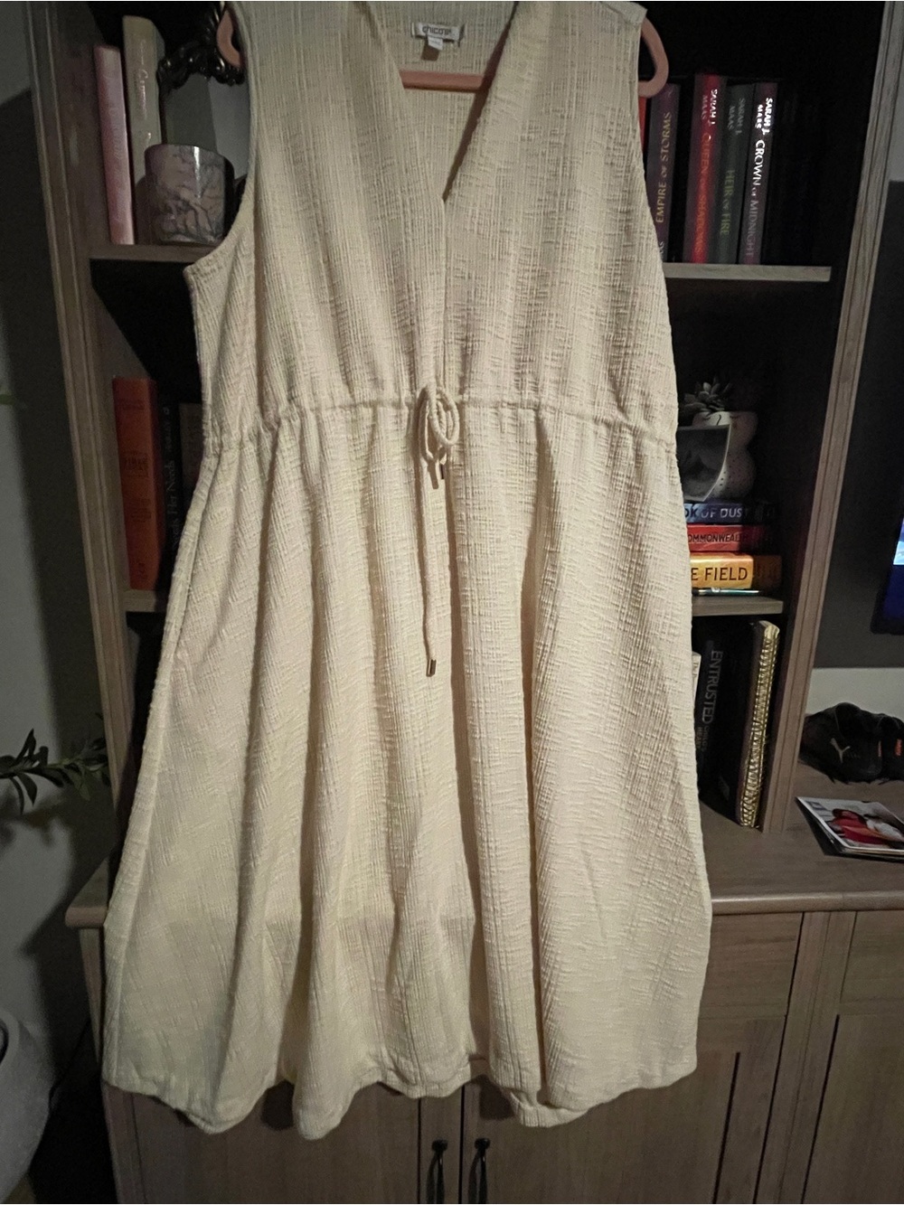 Chico's Cream Sleeveless V-Neck Drawstring Waist Dress